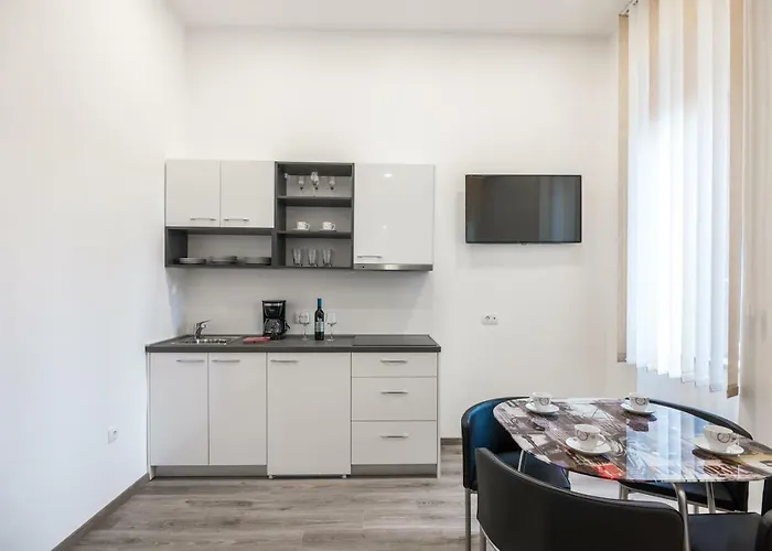 Downtown Daire Rijeka