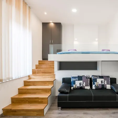 Apartment Downtown *