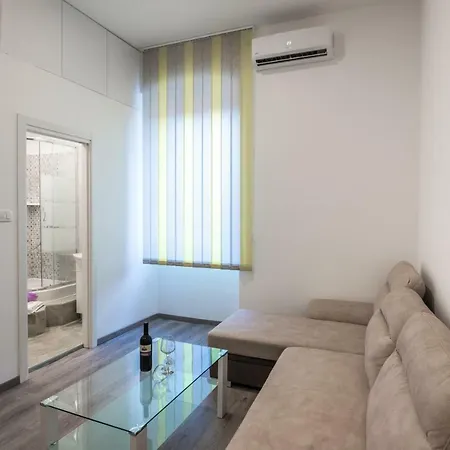 Apartment Downtown Rijeka