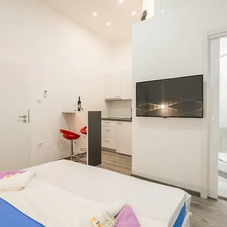 Downtown Apartment Rijeka